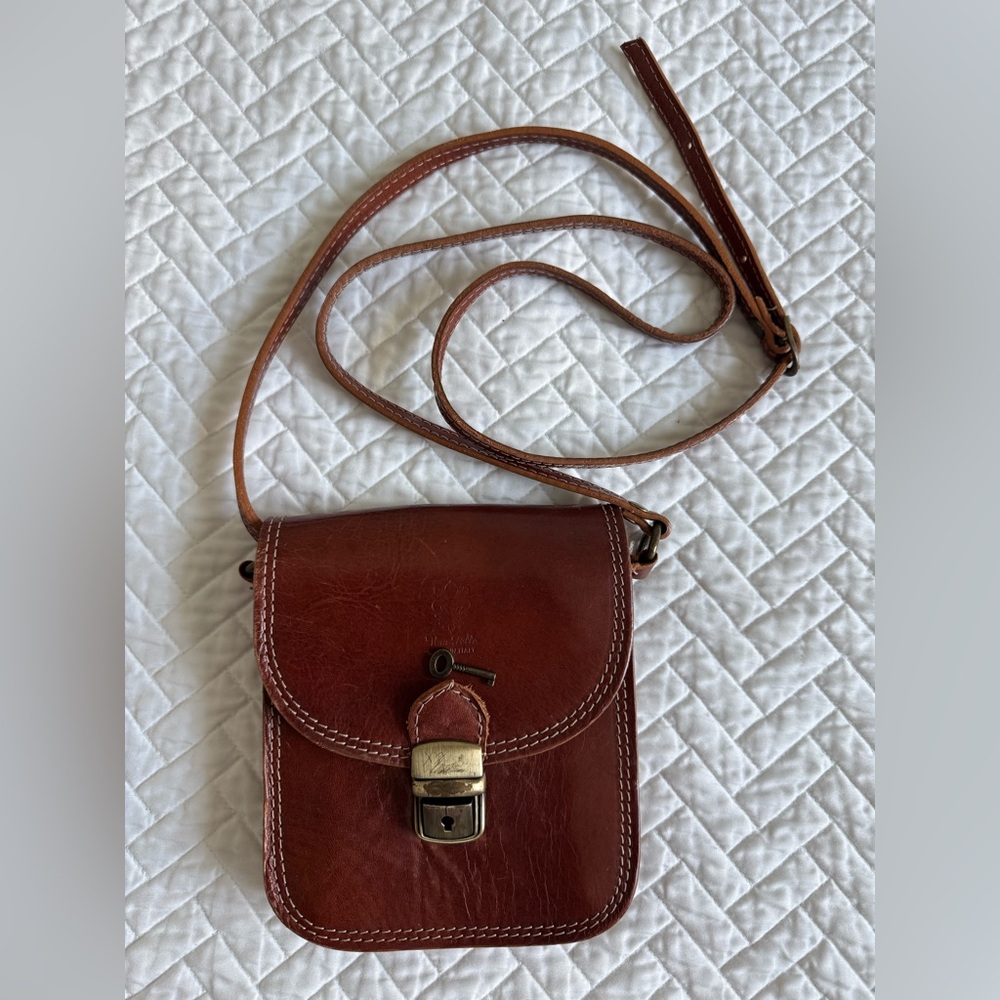Vera Pelle Italian Leather in Warm Brown